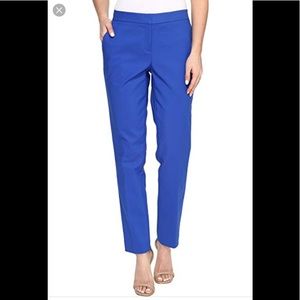 NWOT Vince Camuto Front Zip Ankle Pant 👖